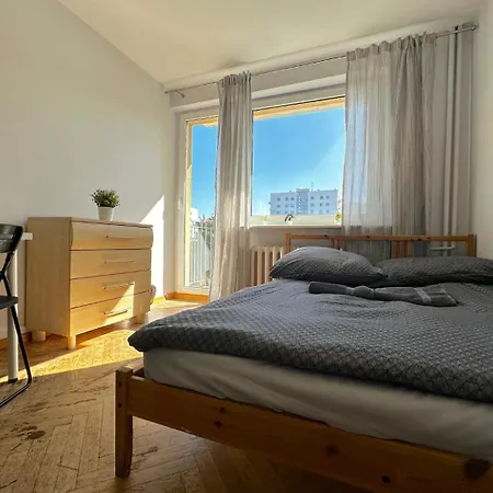 Homestay Array - 5 Minutes To Molo & Seaside *