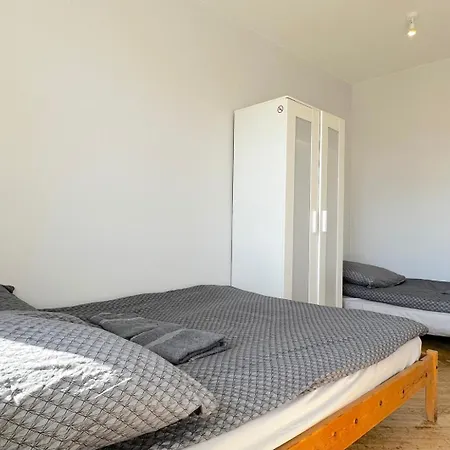 Homestay Array - 5 Minutes To Molo & Seaside