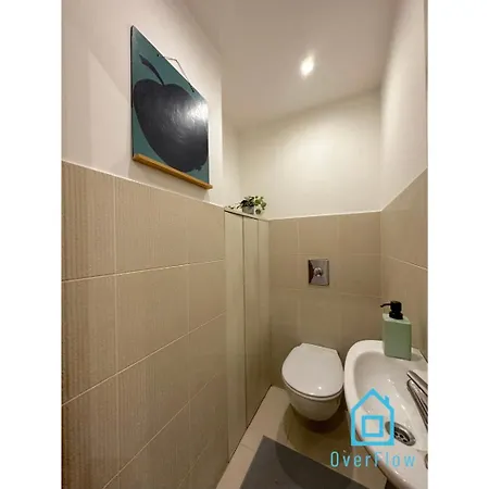 Array - 5 Minutes To Molo & Seaside Kwatera prywatna *