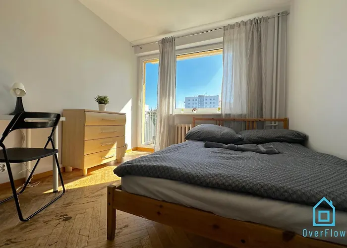 Homestay Array - 5 Minutes To Molo & Seaside *