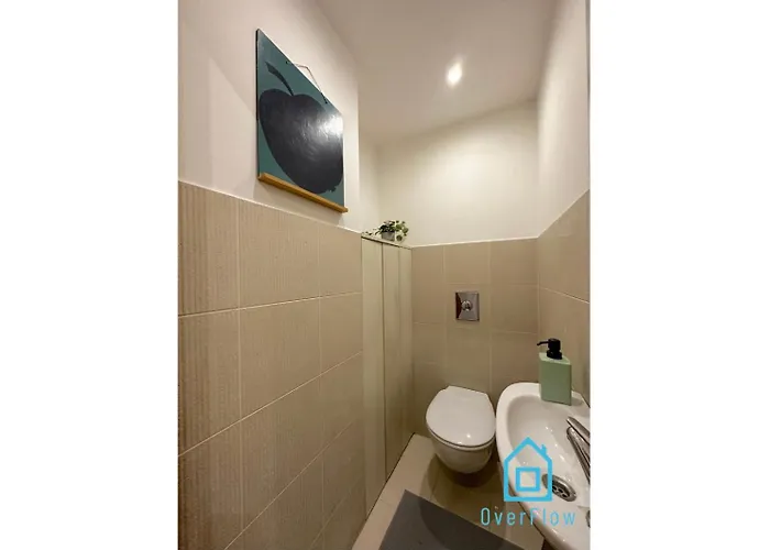 Array - 5 Minutes To Molo & Seaside Homestay *